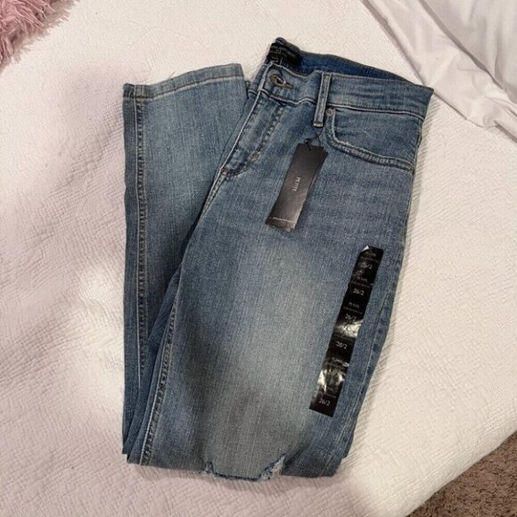 Banana Republic Factory Girlfriend Deconstructed Jean - Picture 1 of 9